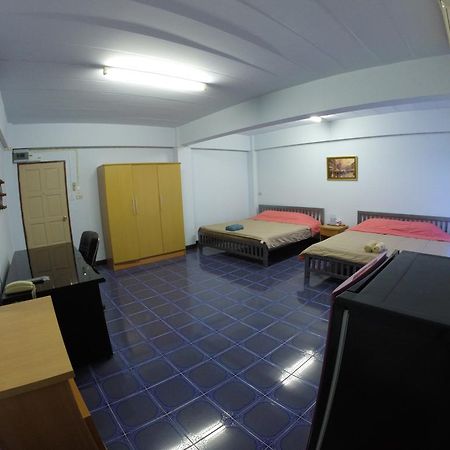 Earth Mansion Sai 5 Hotell Sampran Eksteriør bilde