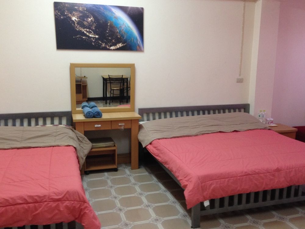 Earth Mansion Sai 5 Hotell Sampran Eksteriør bilde